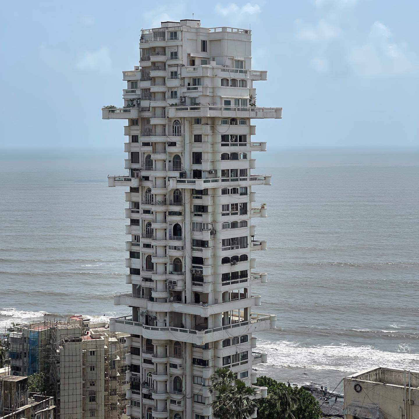 Premium Duplex Property off Carter Road, Khar West, Mumbai Sold at Rs.73461/- PSF